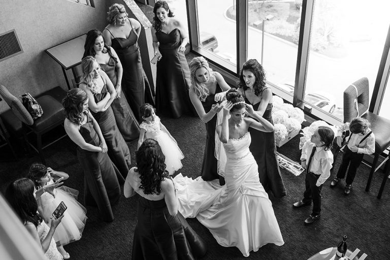 Wedding Day Emergency Kit List For Bride (Must Have)