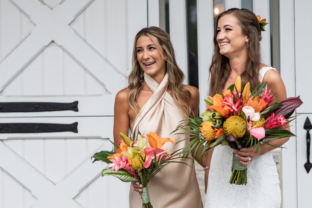 A beautiful bride and Maid of Honor posing